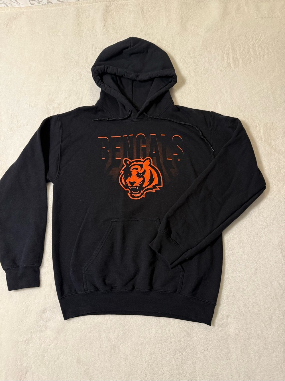 NFL Team Apparel Cincinnati Bengals NFL Officially Licensed Black Hoodie Sz S